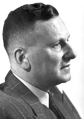 Porträt von Paul Hermann Müller